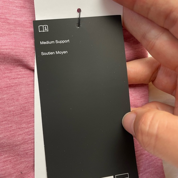 Women’s Nike Swoosh Soft Bra Medium Support Pink New with tags size XL - Picture 4 of 6